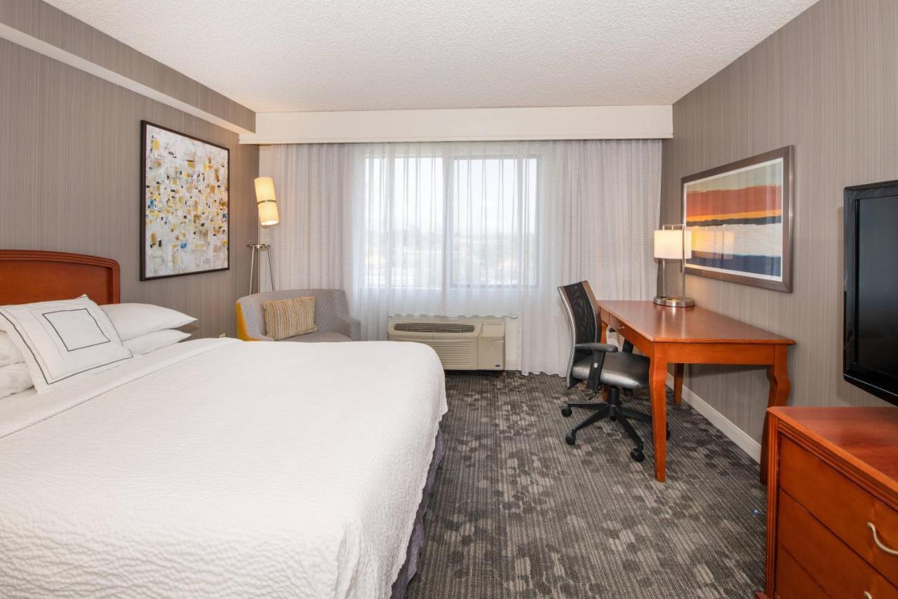 Courtyard By Marriott Newark Silicon Valley Exterior foto