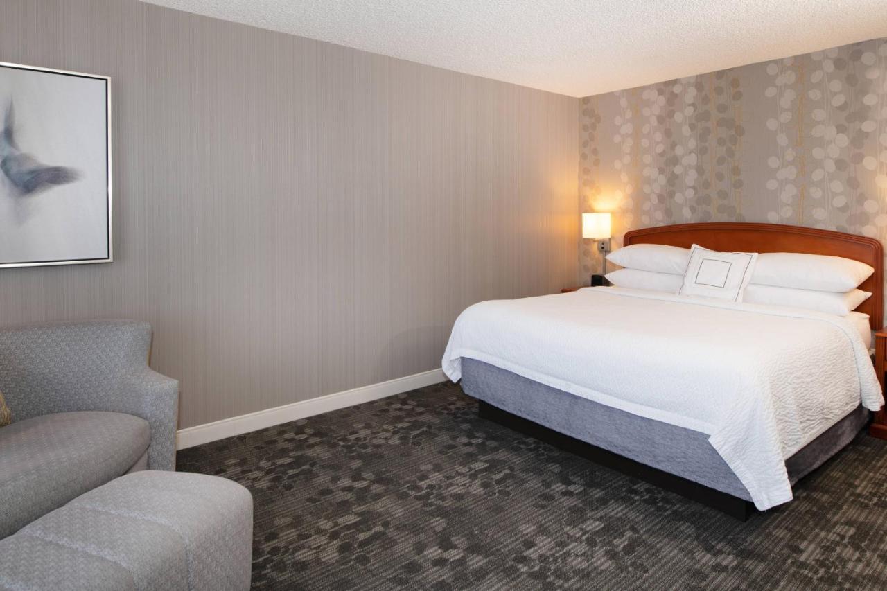 Courtyard By Marriott Newark Silicon Valley Exterior foto