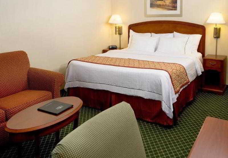 Courtyard By Marriott Newark Silicon Valley Exterior foto